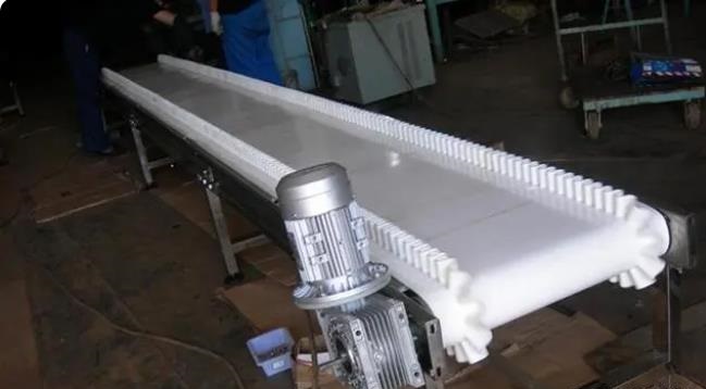 1685172162132884.jpg 水平裙邊皮帶輸送機(jī)